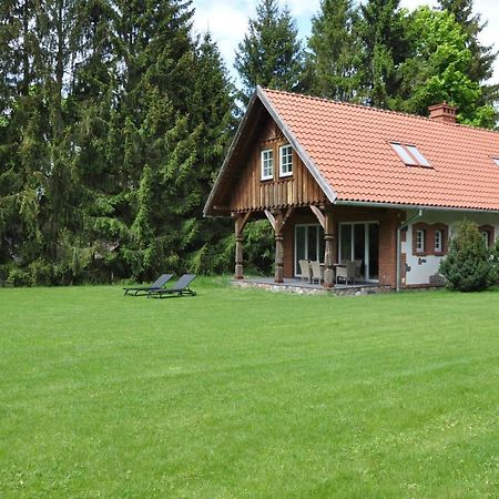 Monte Carvick Nad Jeziorem Seksty Karwik 외부 사진