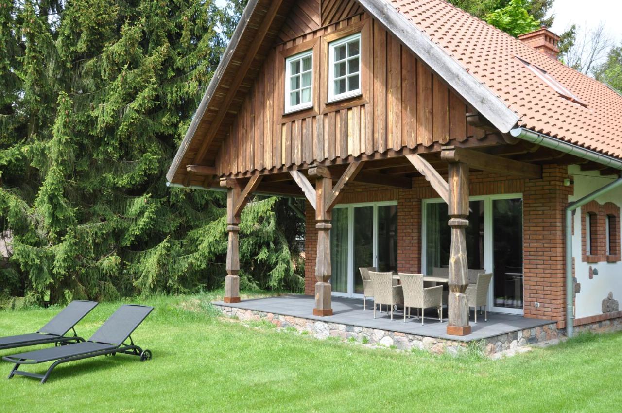 Monte Carvick Nad Jeziorem Seksty Karwik 외부 사진