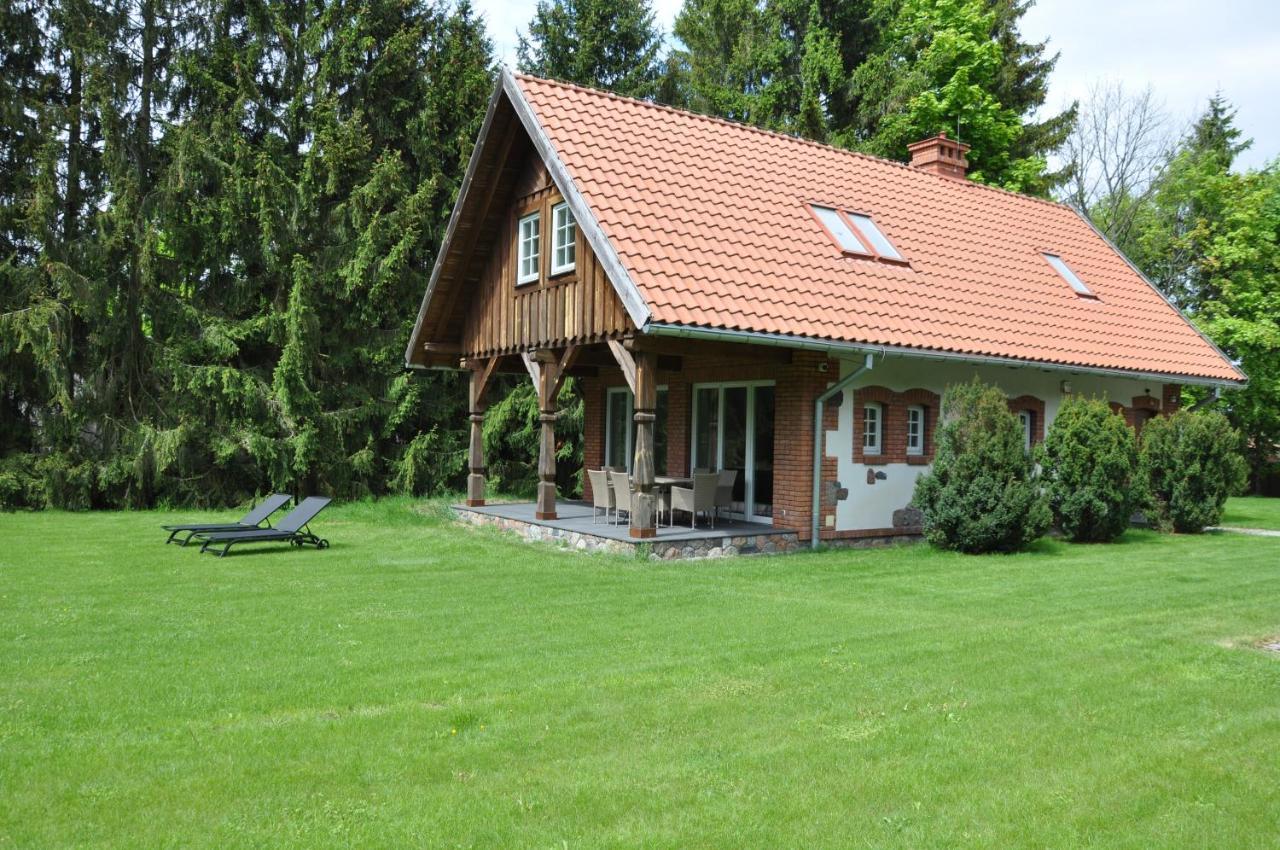 Monte Carvick Nad Jeziorem Seksty Karwik 외부 사진